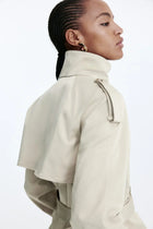Trenchcoat med knappar 