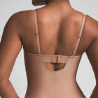 CONTOUR BYGELBODY